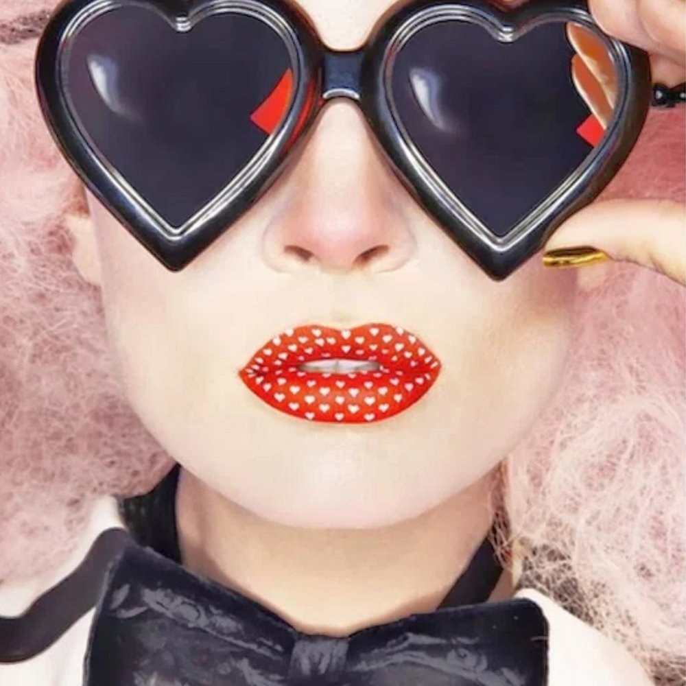 Meet your Posher, Posh